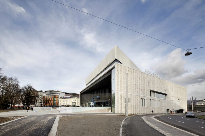Musik Theater Linz, Linz 2013, Photograph by Helmut Karl Lackner
