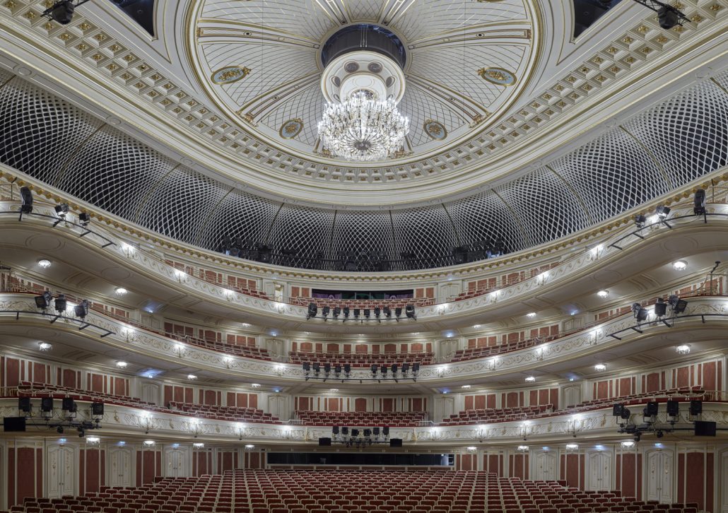 DAM_OperTheater_StaatsoperBerlin_AlexanderSchippel_1