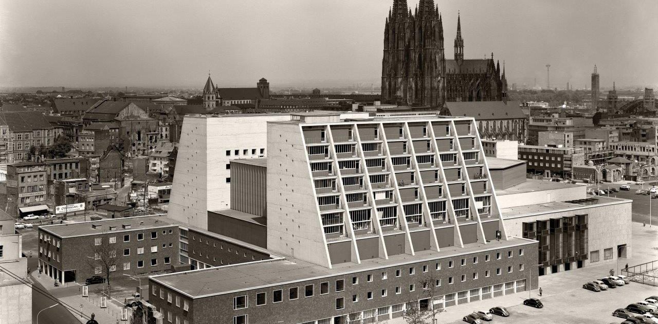 OperKoeln_Aussen_Alt-2_FotoRheinischesBildarchivKolen-KarlHugoSchmoelz